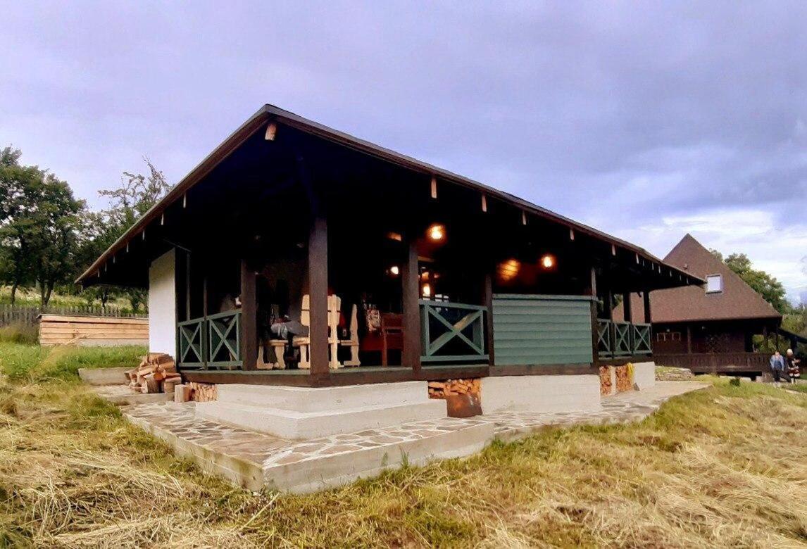 Садиба Остра Shcherbovets Exterior photo